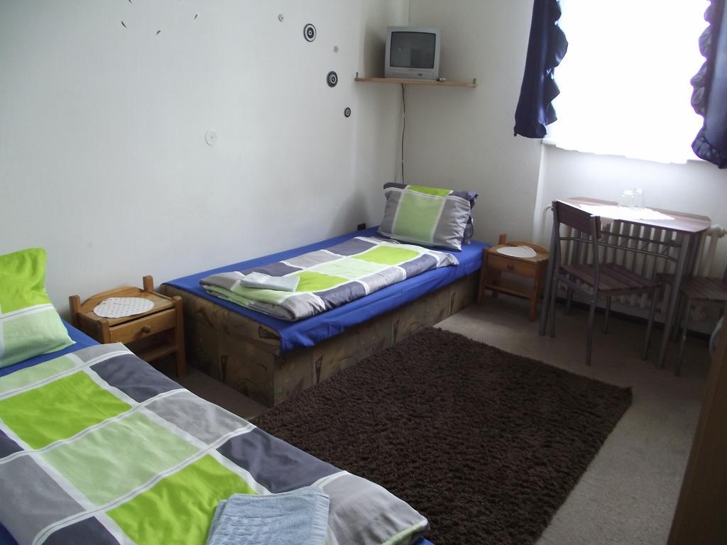 Penzion Slavia Poprad Exterior foto